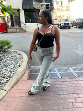 Load image into Gallery viewer, Bold Beauty Jeans