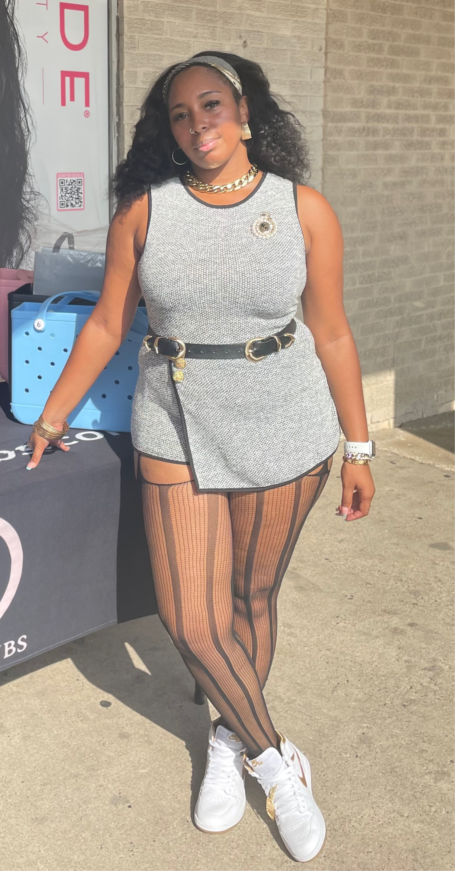 Mix between a grey skirt and short, perfect for a sunny day and fits any type.