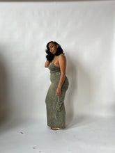 Load image into Gallery viewer, ribbed cargo set, olive green two-piece outfit, crop top and skirt set, matching set for women, curvy fashion, streetwear for Black women, trendy women’s clothing, confident fashion
